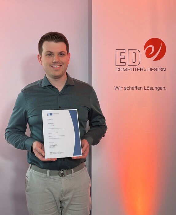 Erfolgreicher Abschluss von Alex Bruns zum Projektmanager (IHK)
